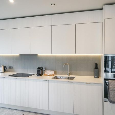 Coppermaker Square In Stratford Aparthotel London Ngoại thất bức ảnh