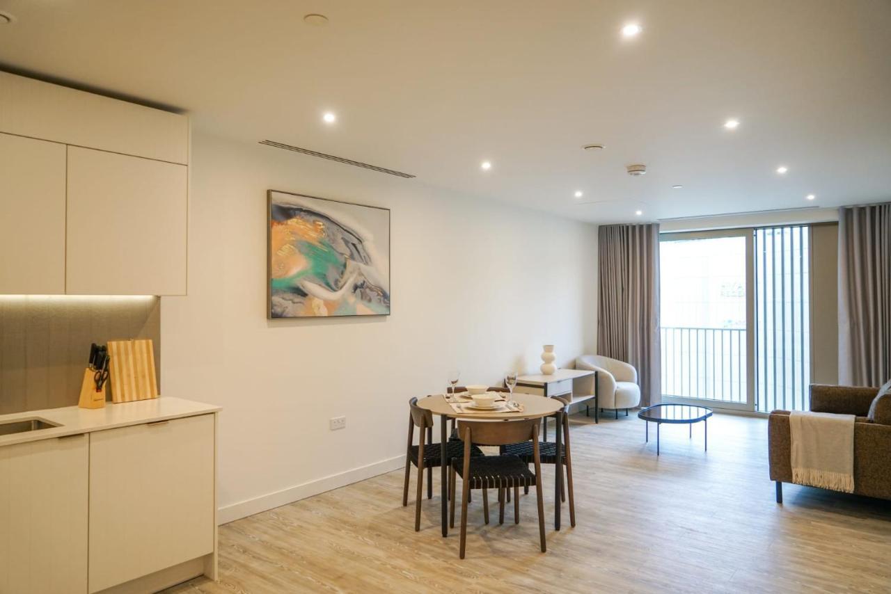Coppermaker Square In Stratford Aparthotel London Ngoại thất bức ảnh