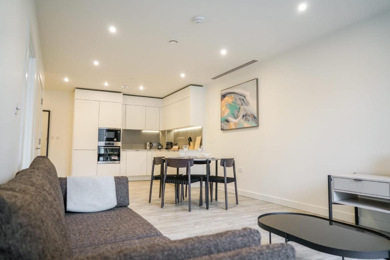 Coppermaker Square In Stratford Aparthotel London Ngoại thất bức ảnh