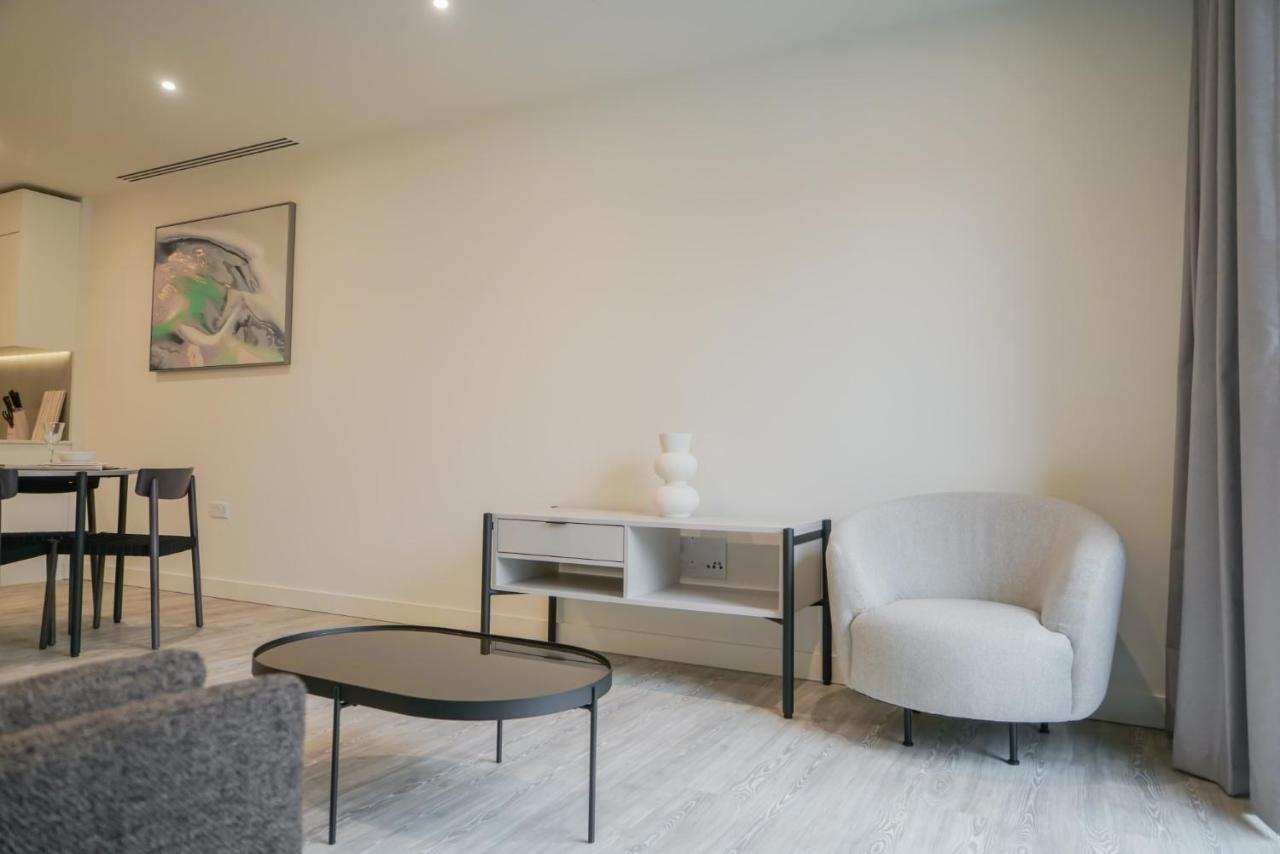 Coppermaker Square In Stratford Aparthotel London Ngoại thất bức ảnh