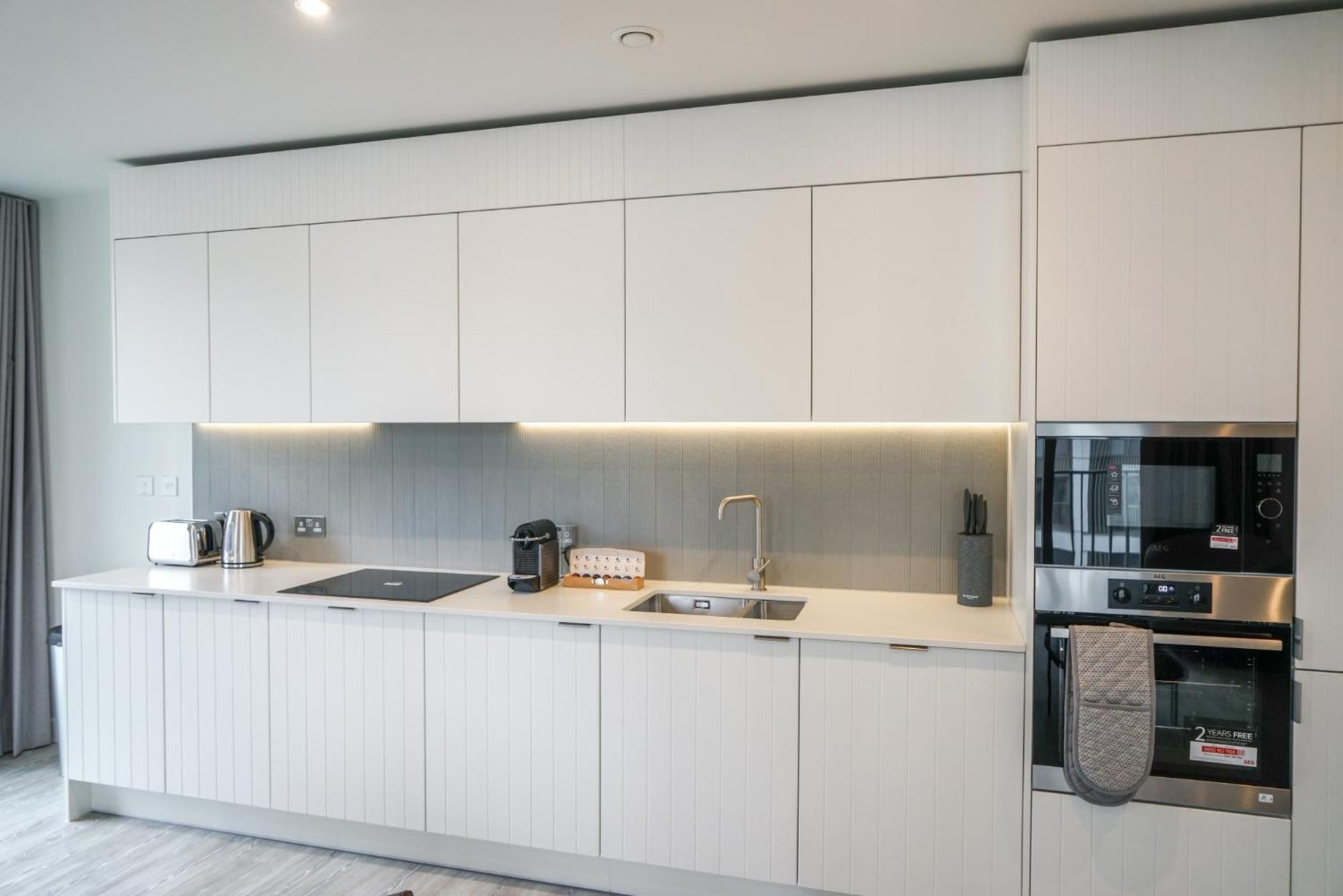 Coppermaker Square In Stratford Aparthotel London Ngoại thất bức ảnh
