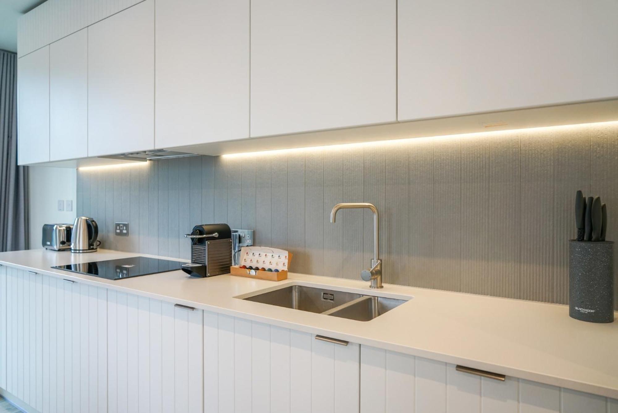 Coppermaker Square In Stratford Aparthotel London Ngoại thất bức ảnh
