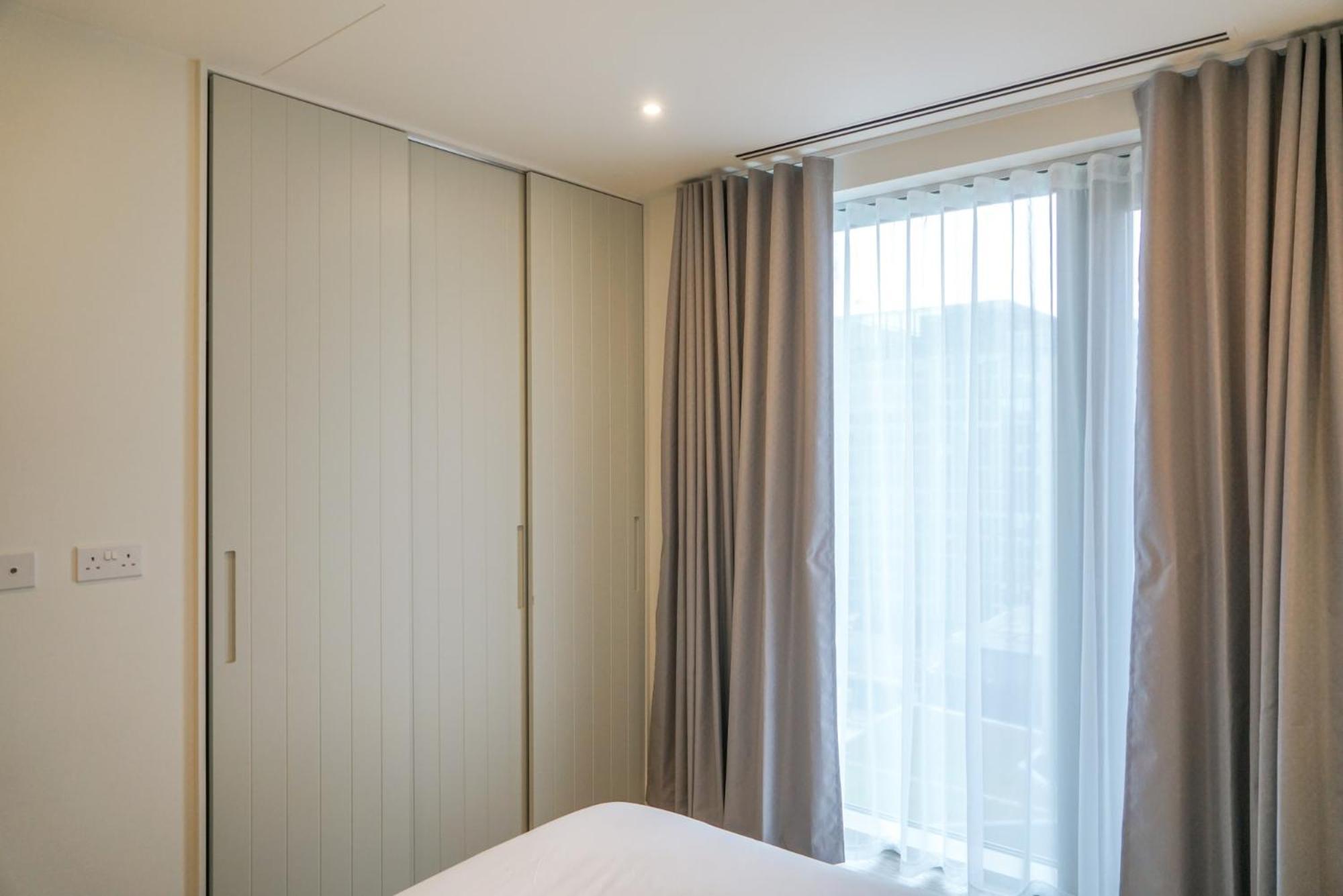 Coppermaker Square In Stratford Aparthotel London Ngoại thất bức ảnh