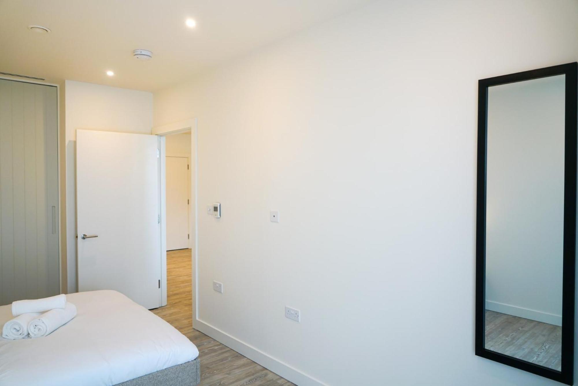 Coppermaker Square In Stratford Aparthotel London Ngoại thất bức ảnh
