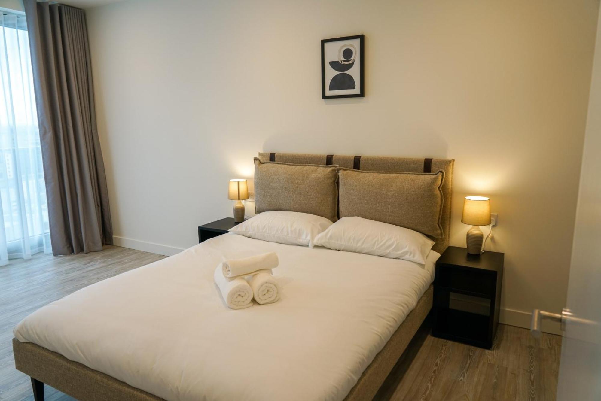 Coppermaker Square In Stratford Aparthotel London Ngoại thất bức ảnh