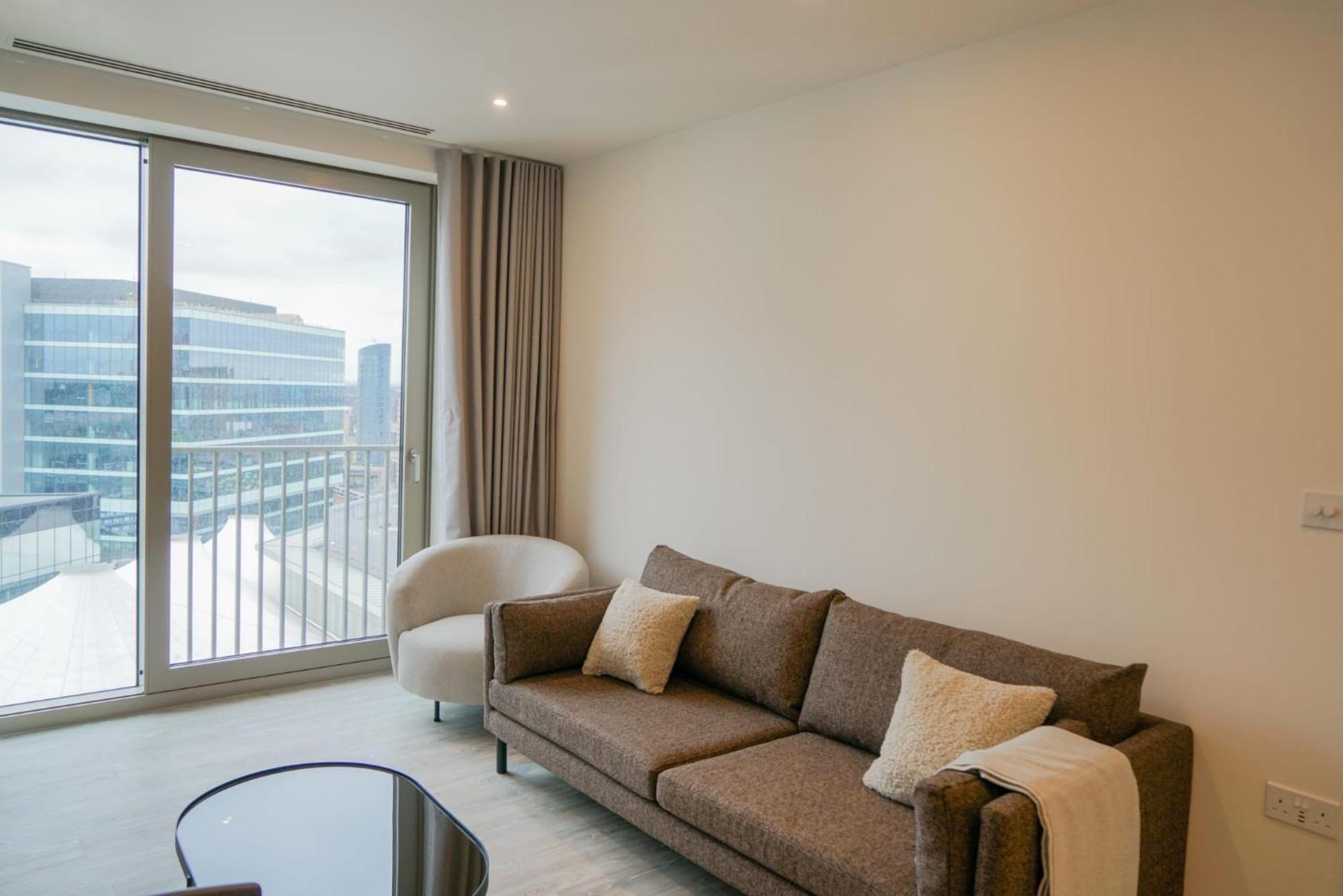 Coppermaker Square In Stratford Aparthotel London Ngoại thất bức ảnh