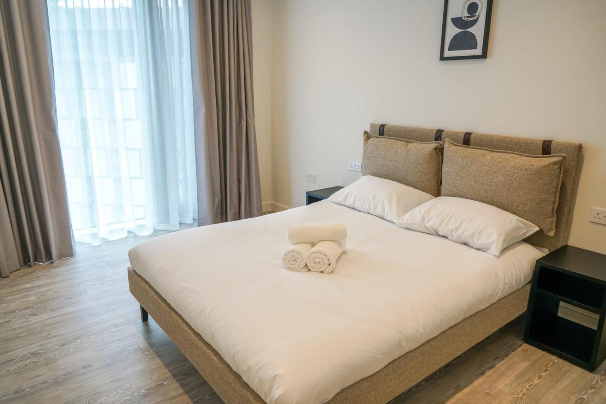 Coppermaker Square In Stratford Aparthotel London Ngoại thất bức ảnh